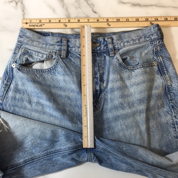 American Eagle Mom Jeans Womens 6 Light‎ Distressed Cotton Denim Blown Knees - Picture 7 of 14